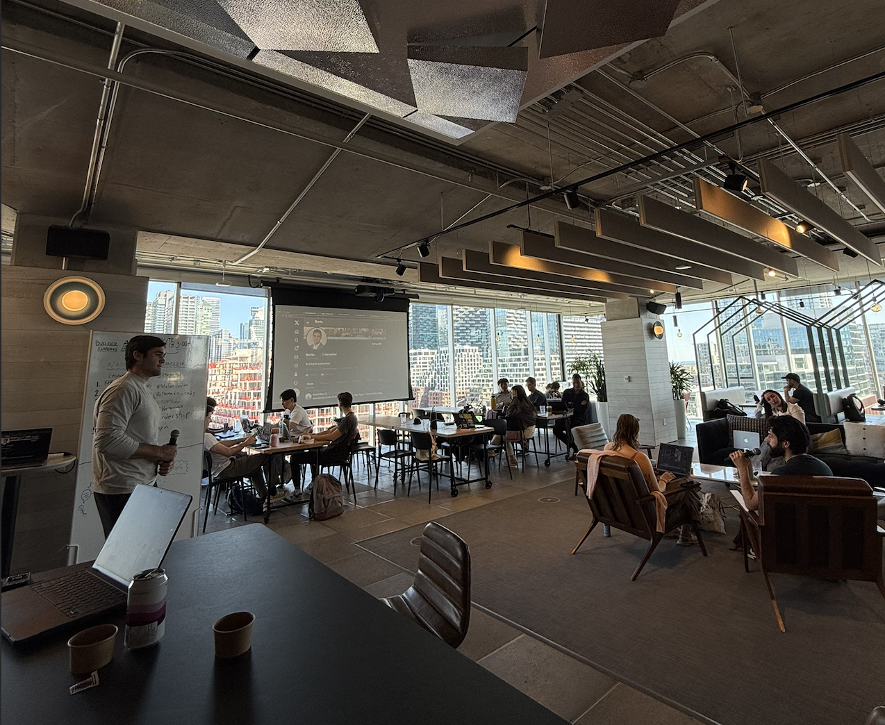 MakerCircle co-working session - community gathering